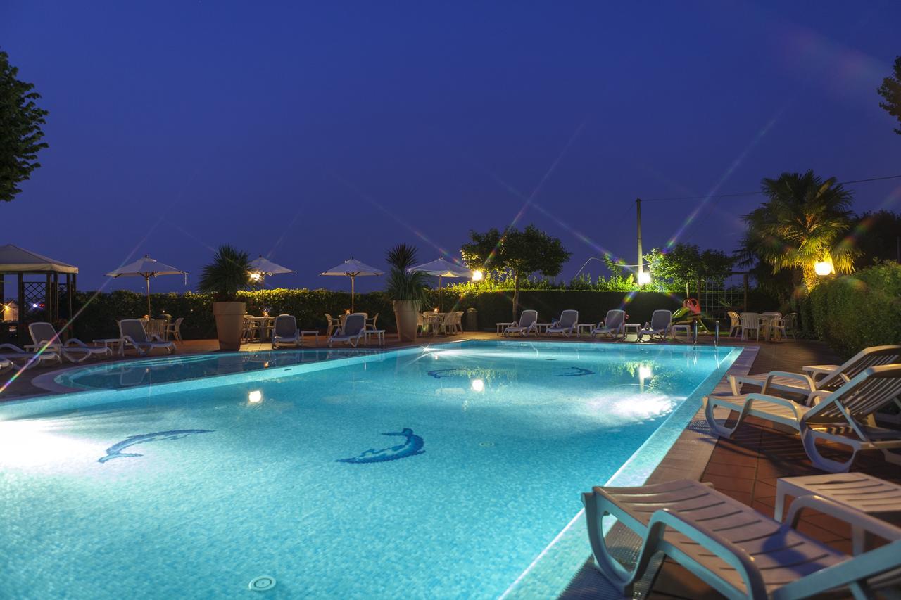 Hotel Dolci Colli Πεσκιέρα ντελ Γκάρντα Εξωτερικό φωτογραφία